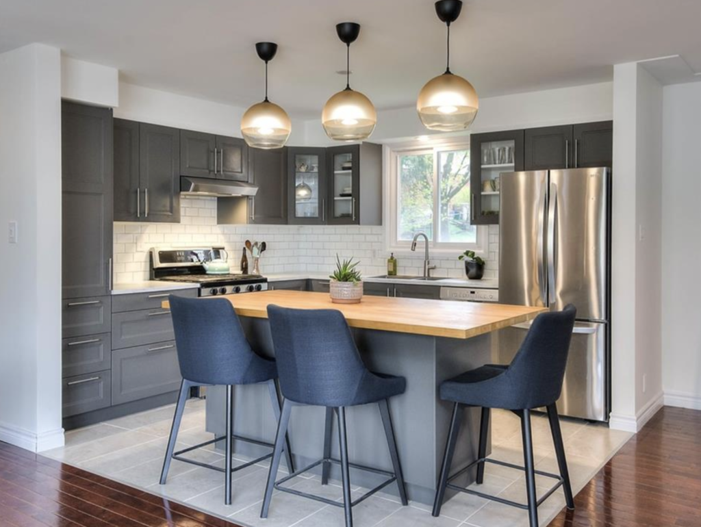 A beautiful kitchen with new furnitures